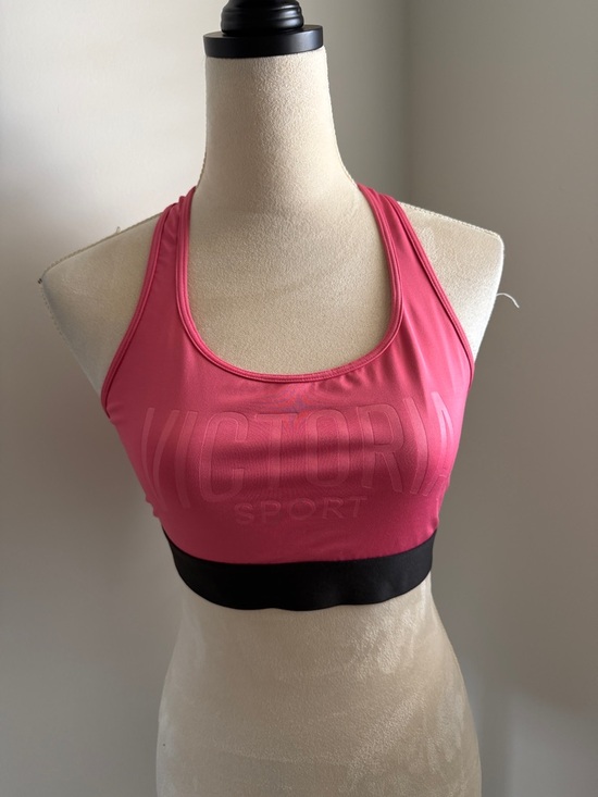 Victoria Sport Other - Victoria Sport Coral Racerback Sports Bra